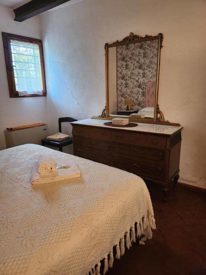 Il Giuggiolo - La Collina Della Quiete Bed and Breakfast Certaldo Habitación foto