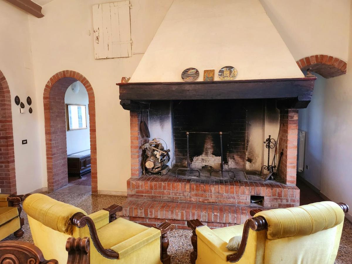 Il Giuggiolo - La Collina Della Quiete Bed and Breakfast Certaldo Exterior foto